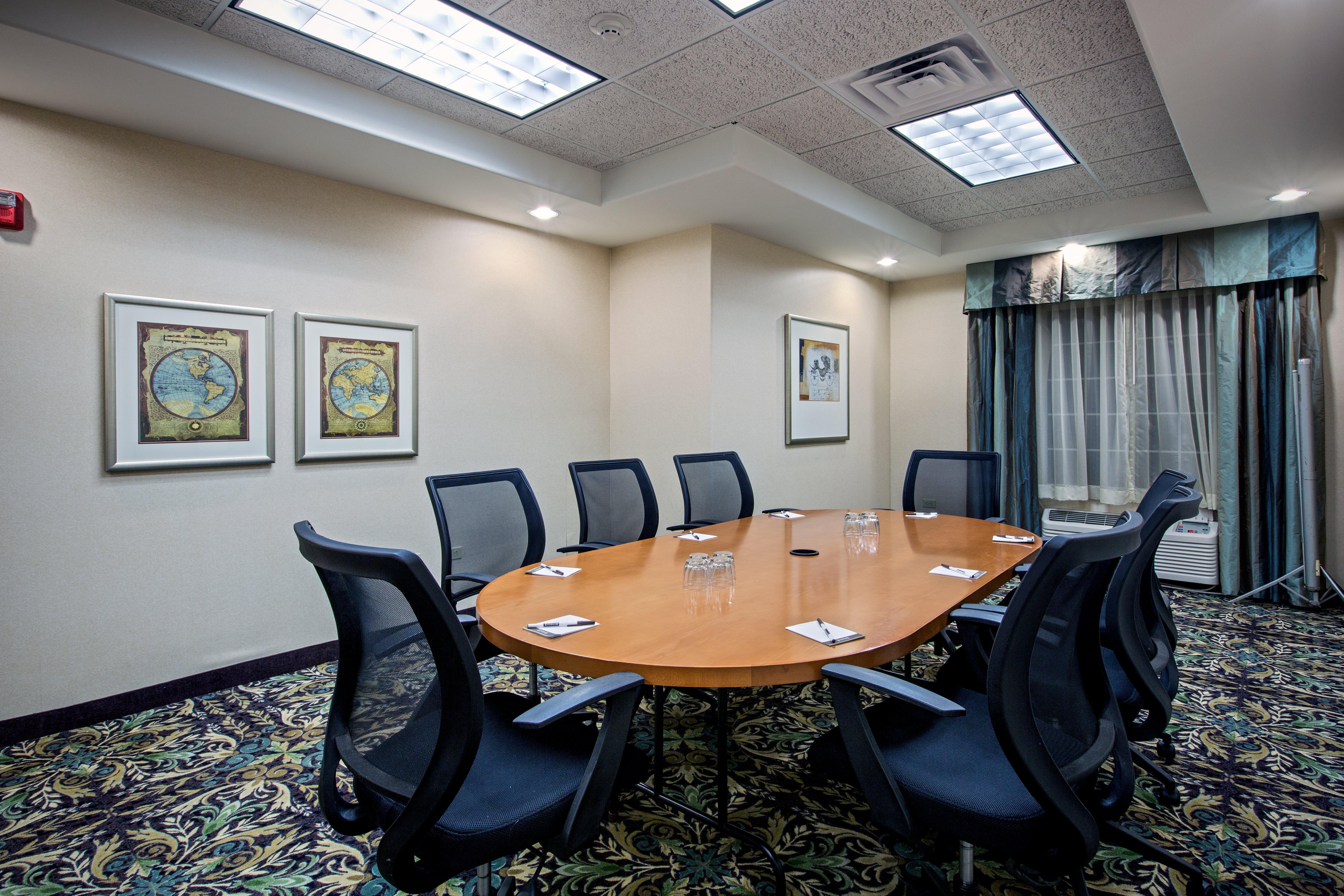 Staybridge Suites Rockford By Ihg Екстер'єр фото