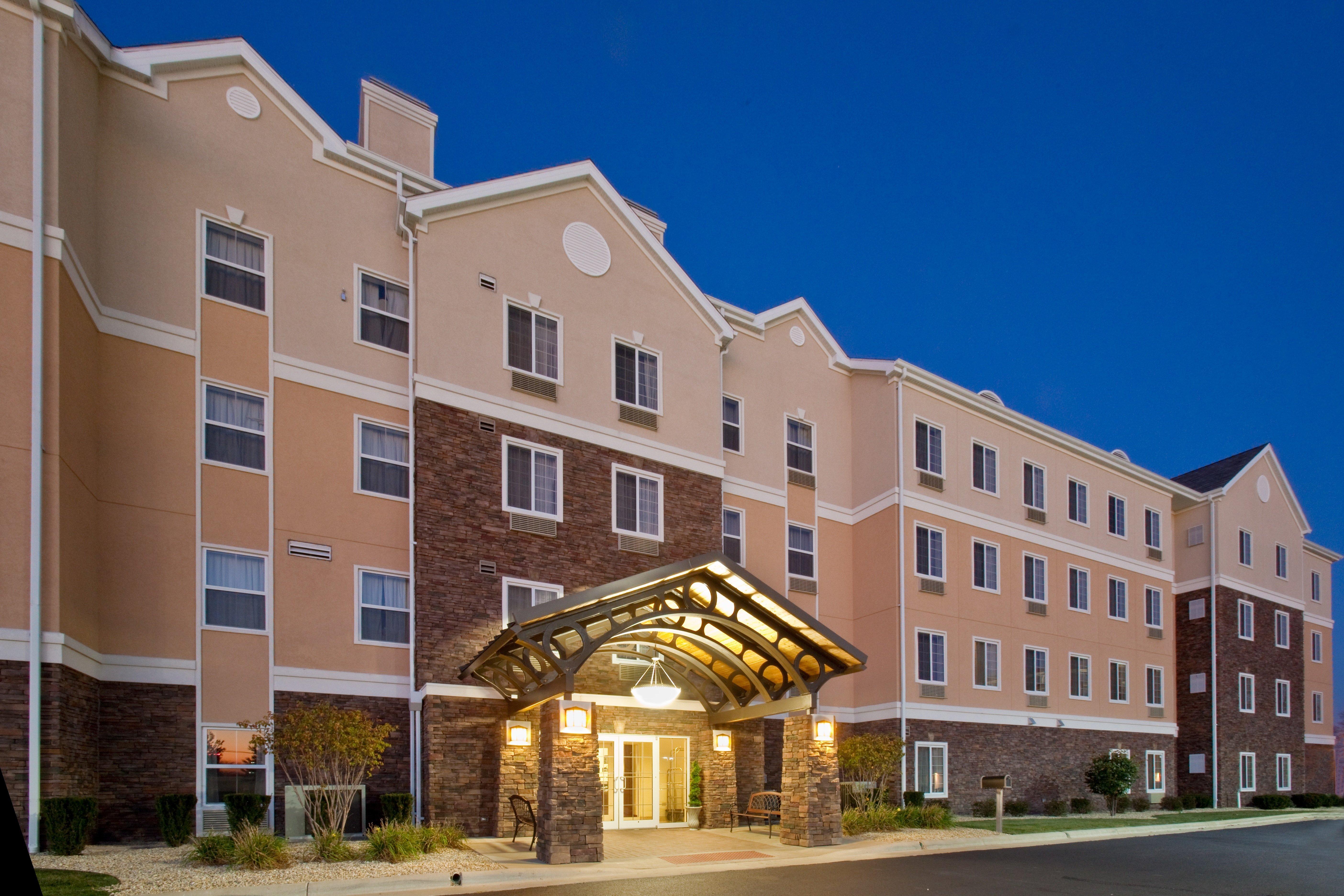 Staybridge Suites Rockford By Ihg Екстер'єр фото
