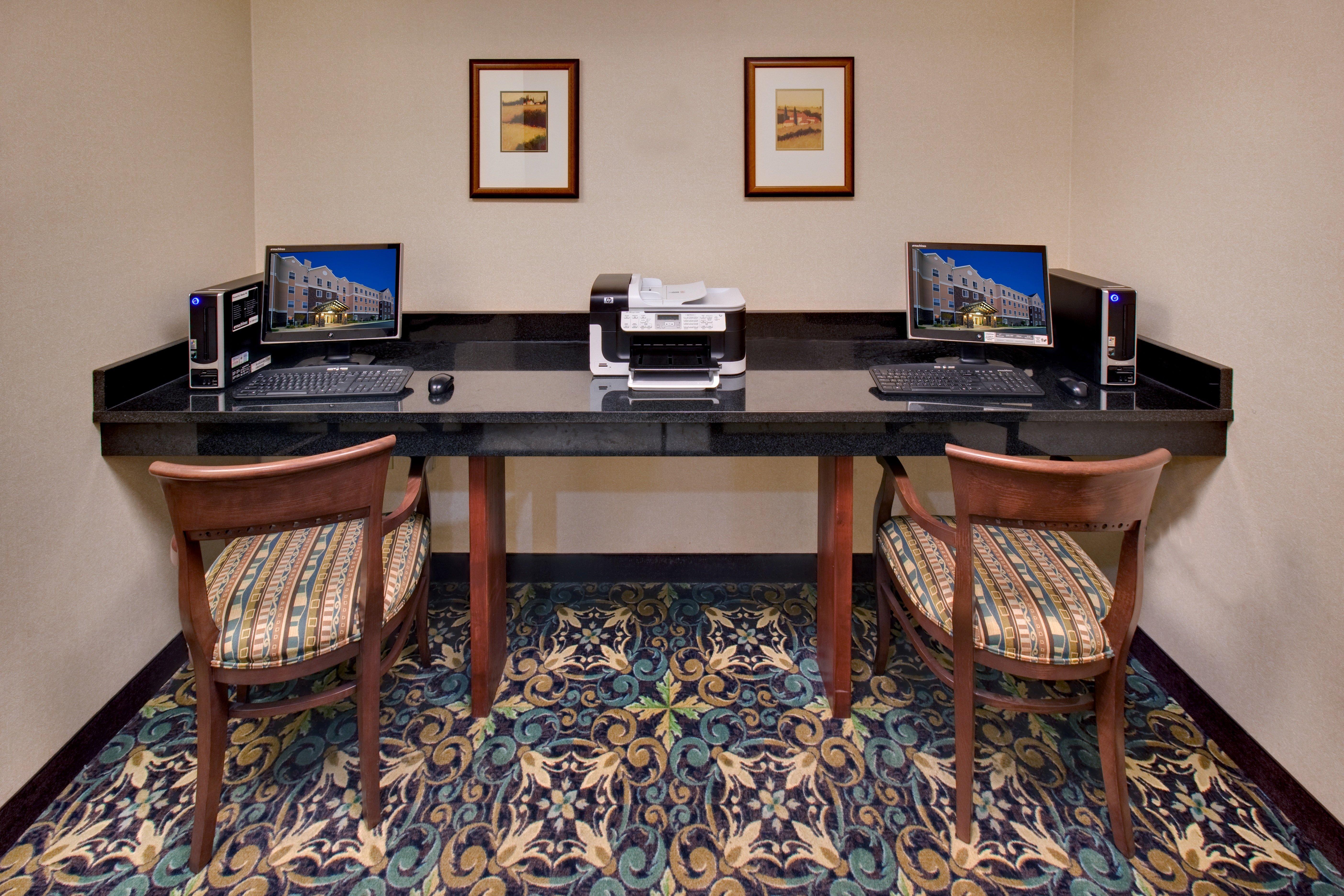 Staybridge Suites Rockford By Ihg Зручності фото